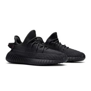 Barely worn YEEZY BOOST 350 V2 'BLACK NON-REFLECTIVE